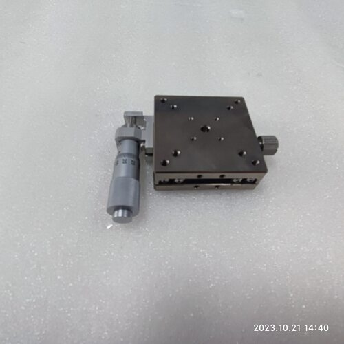 X轴手动位移平台LBX25-L/R/CLBX40-L/R/CLBX60/80/100-R/L/C