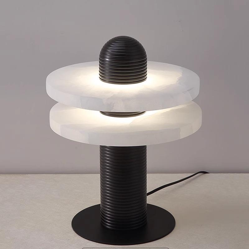 北欧云石台灯卧室床头展厅设计师客厅创意艺术现代轻奢装饰灯