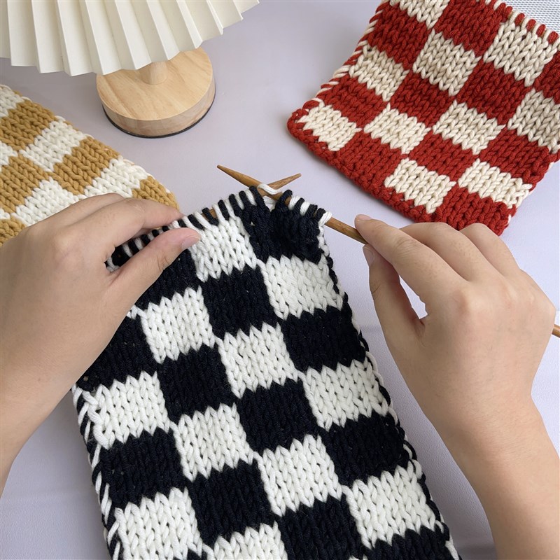 秋冬新品手工编织黑白棋盘格围巾毛线diy材料包新手自织送男友