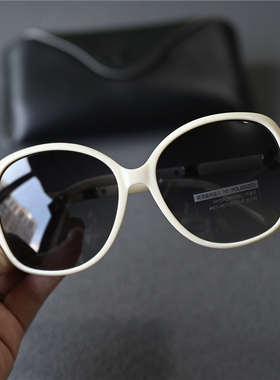 米白框女士偏光太阳镜四叶草方圆形大框显瘦个性年轻墨镜女款拍照