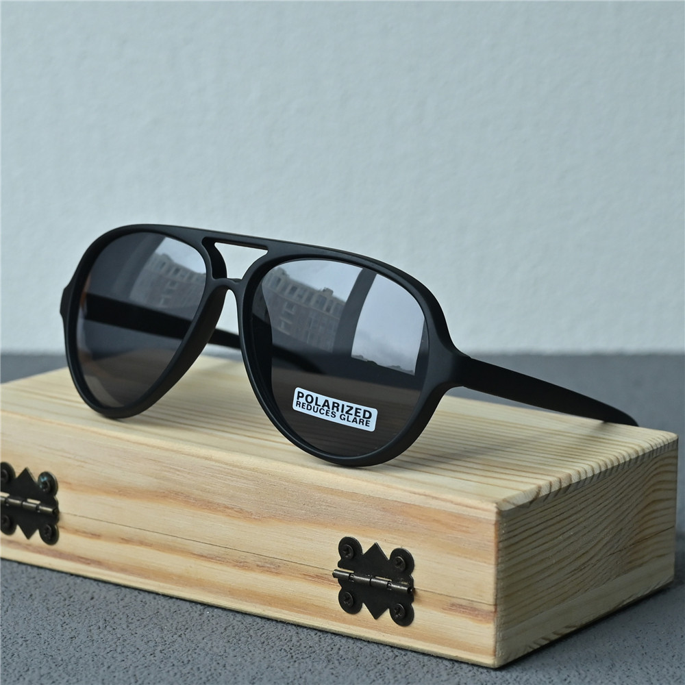 TR90超轻男士偏光太阳镜磨砂黑色墨镜飞行员男女蛤蟆镜双梁弹簧腿