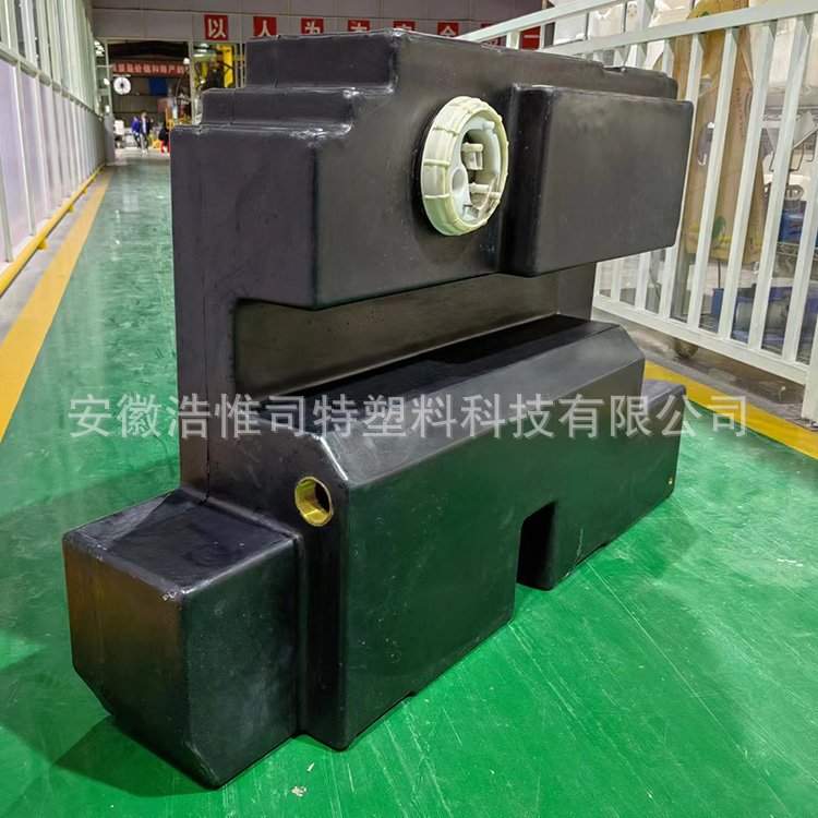 改装车油箱 滚塑制品 柴油箱 汽油箱改装 交联聚乙烯材质坚固耐撞