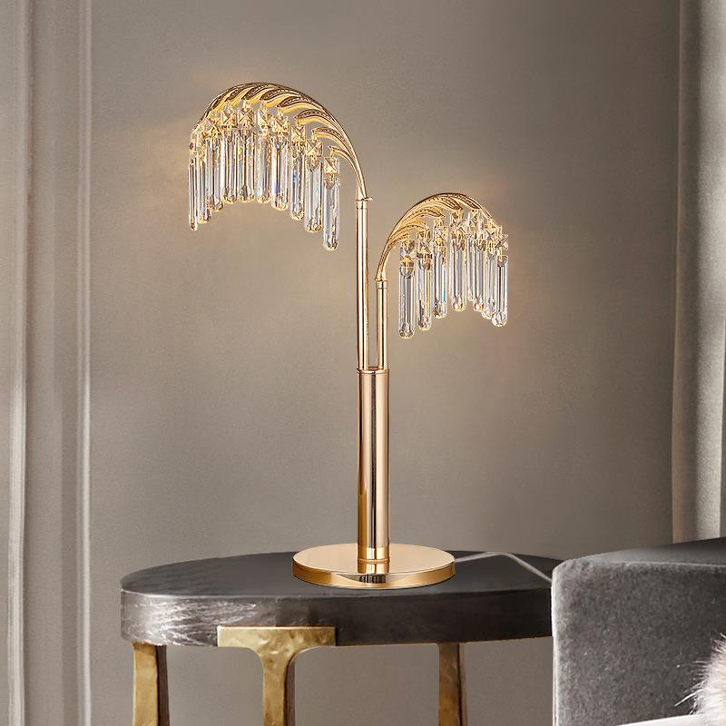 铧锒2025新款法式轻奢客厅装饰台灯高颜值大师设计卧室床头台灯