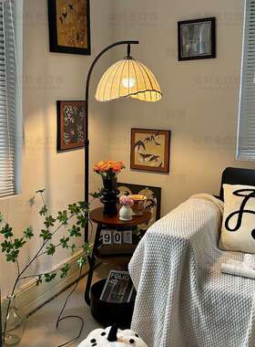 中古风落地灯客厅沙发旁新款复古卧室床头柜置物一体氛围灯