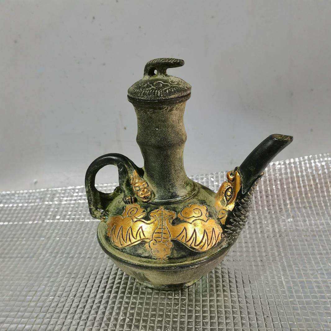 青铜鎏金浮雕五福临门酒壶青铜器摆件怀旧收藏铜茶壶水壶工艺品