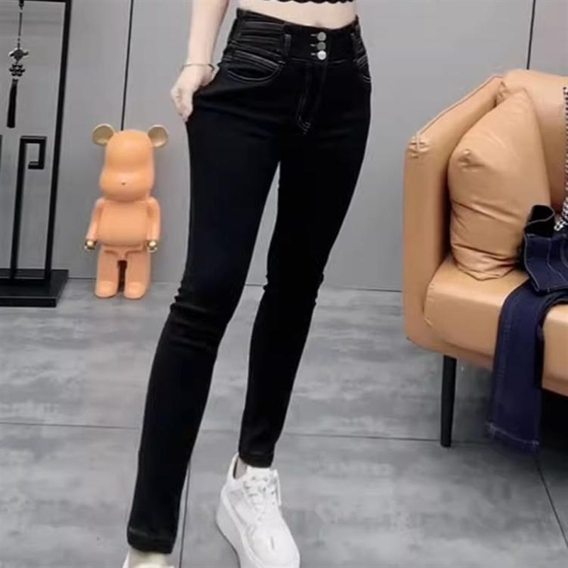 2025春秋新款大码显瘦直筒小脚牛仔裤女胖妹妹Q排扣弹力修身九分