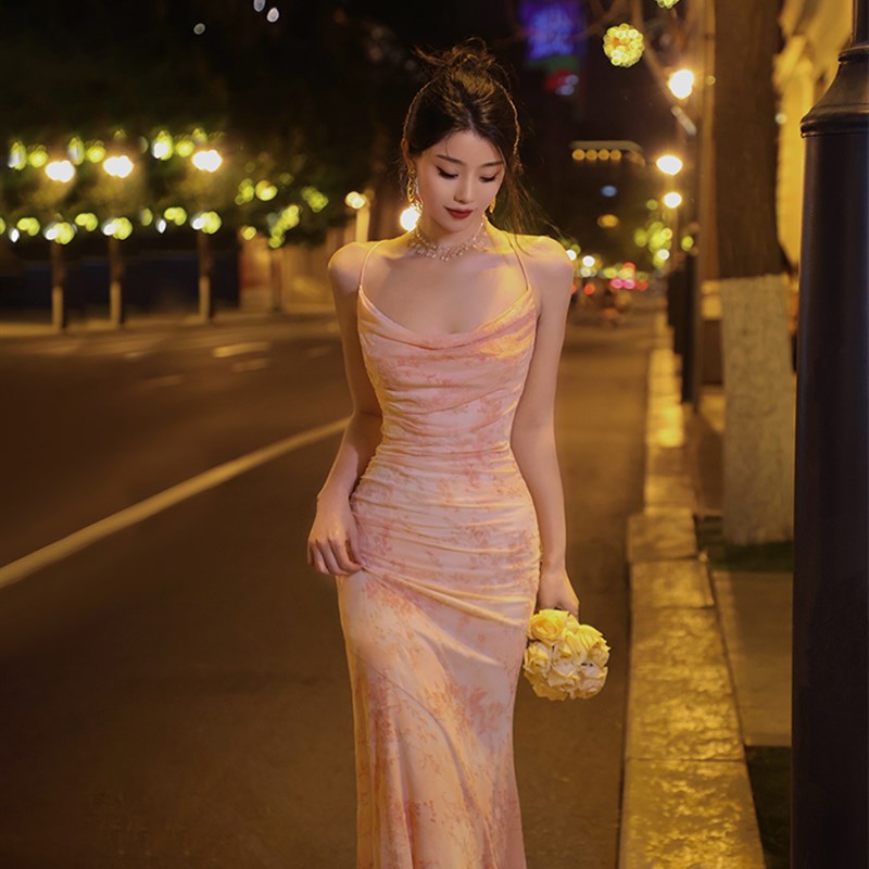 十三与小小 吊带连衣裙女夏w季印花网纱褶皱荡领修身气质鱼尾长裙