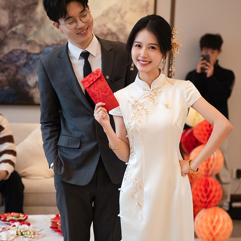 时光裁剪【芳许】新中式醋酸旗袍女订婚夏季新娘结婚白色敬酒服