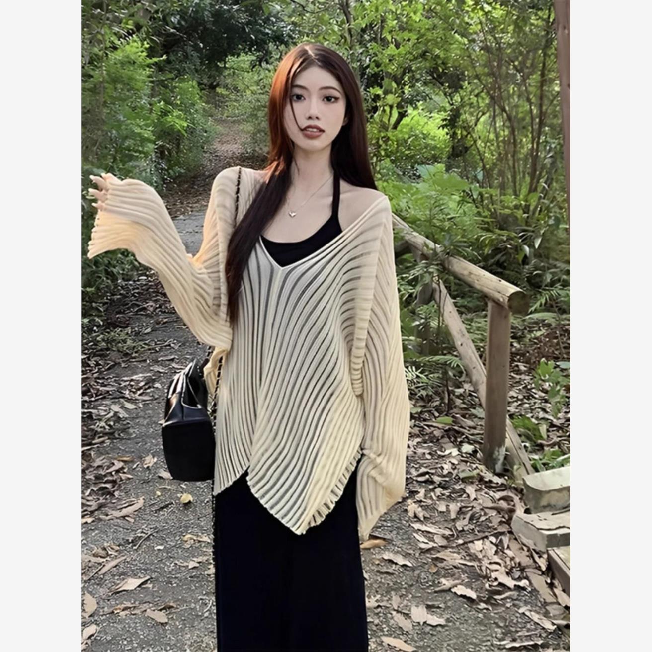 胖mm300斤大码性感挂脖吊带连衣裙女夏季显瘦针织防晒衫两件套装