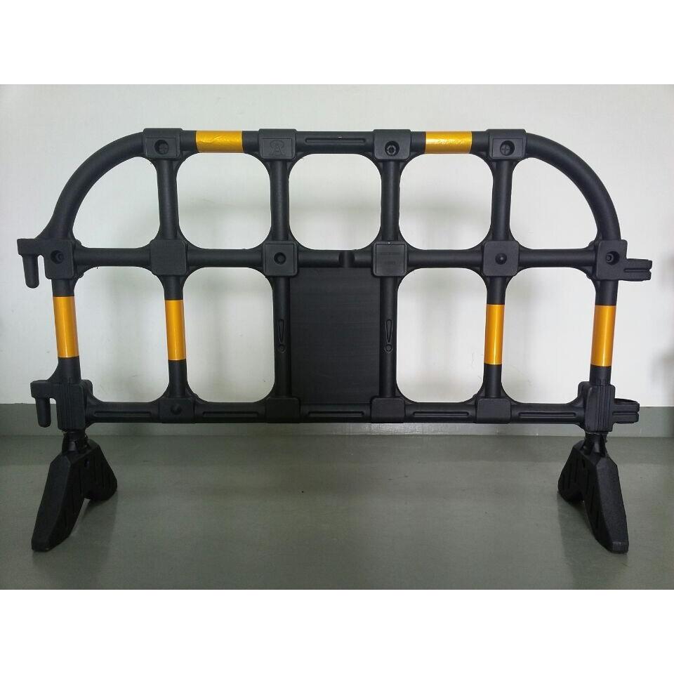 1.6米长胶马 塑料护栏 塑料铁马 公路护栏 道路隔离栏 移动护栏