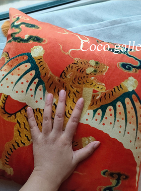 可可的画廊中古风新中式古典复古橙色流苏老虎喜庆装饰家用抱枕