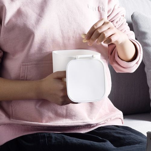 日式桌面垃圾桶小号迷你家用客厅办公室桌上纸篓带盖杂物收纳桶