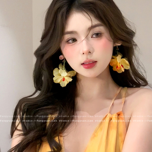度假风黄色花朵耳环女夏季 海风吹不散玫瑰 甜美耳钉独特夸张耳饰