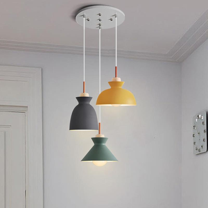 餐厅吊灯北欧简约创意饭厅灯饰吧台铁艺三头马卡龙工业风复古灯具