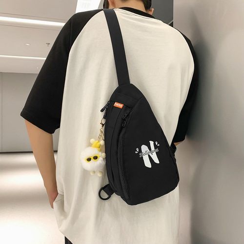 多功能韩版男士挎包2024新款休闲胸包运动休闲百搭情侣单肩手机包