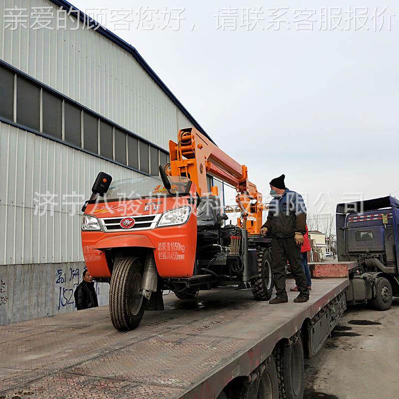北轮京三轮车小型吊车 密云三车改VSC装车起重吊 顺义农用改机装