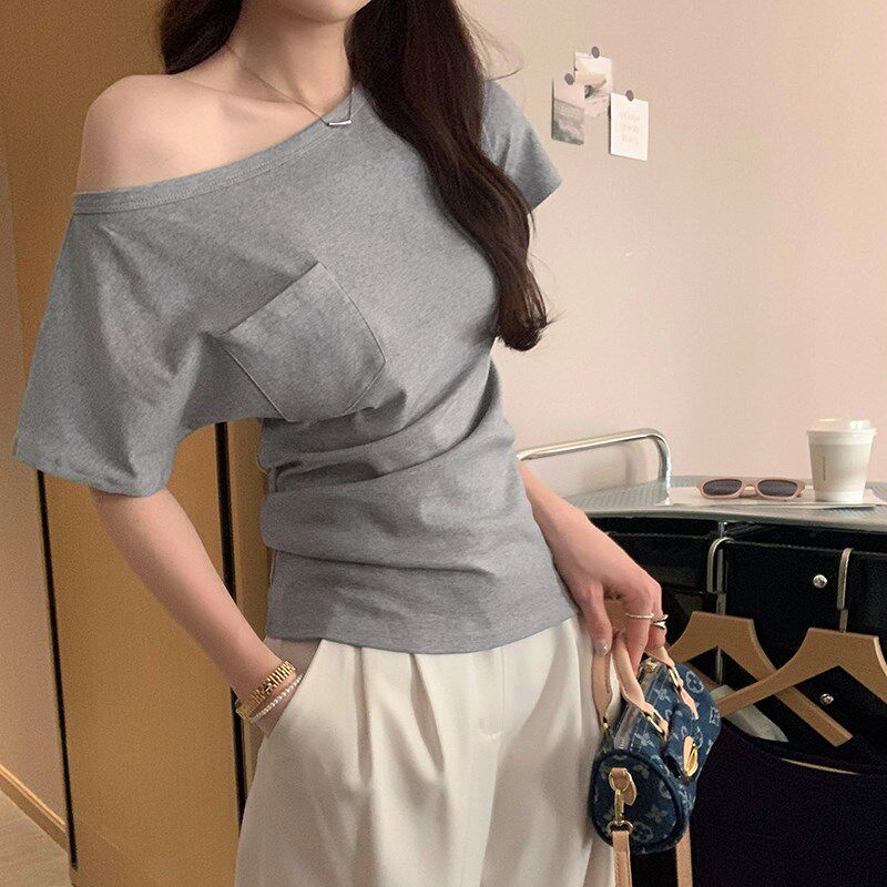 灰色小众独特漂亮收腰口袋斜肩短袖T恤女2025年夏季新款露肩上衣