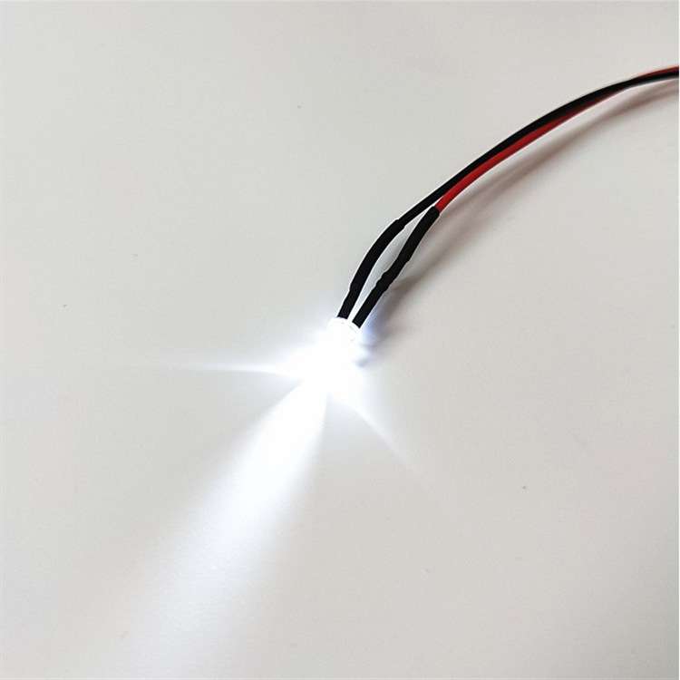 5MM超高亮发光二极管 5V12V LED带线灯珠模型装饰玩具车指示小灯