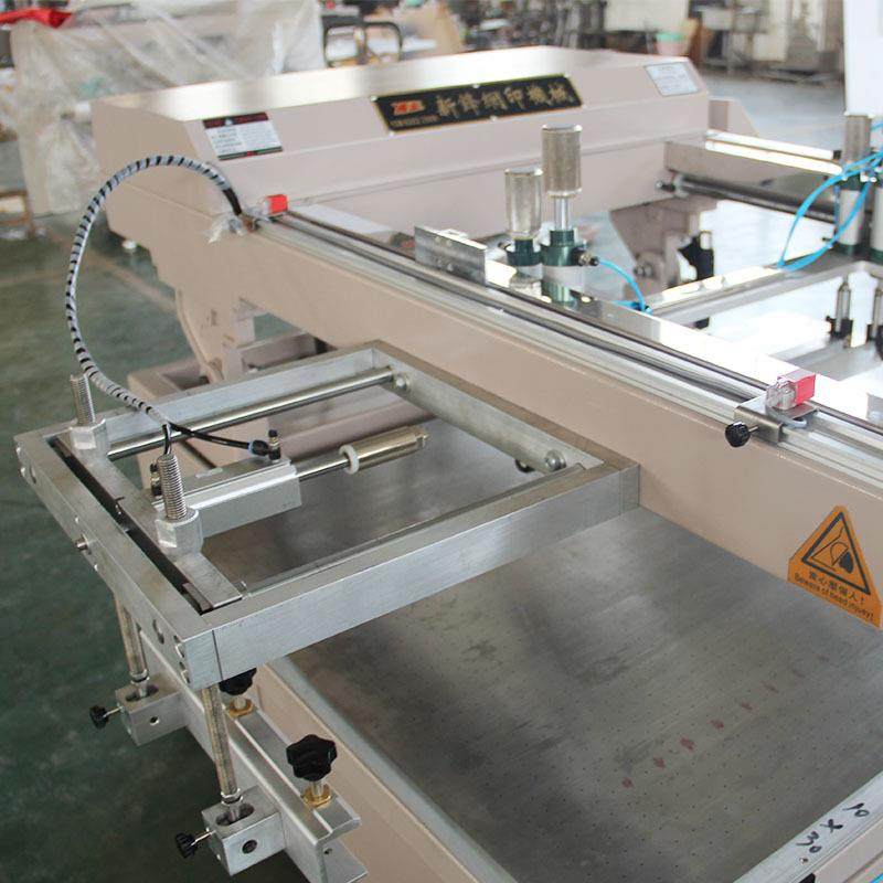 厂家直供XF-SX70100斜臂式丝印机毛巾包装盒印刷械手全套设