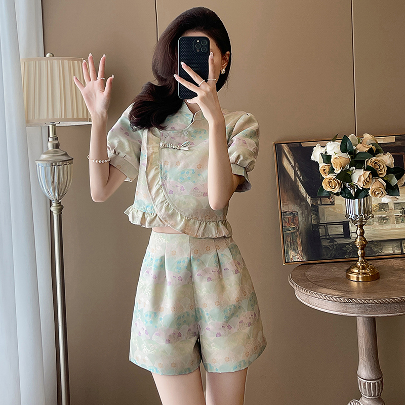 新中式复古碎花套装女夏季短款荷叶边短袖上衣高腰阔腿裤两件套潮