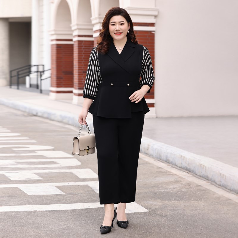 春夏新款胖mm时k尚轻职业套装女大码洋气减龄胖妈妈西装领两件套
