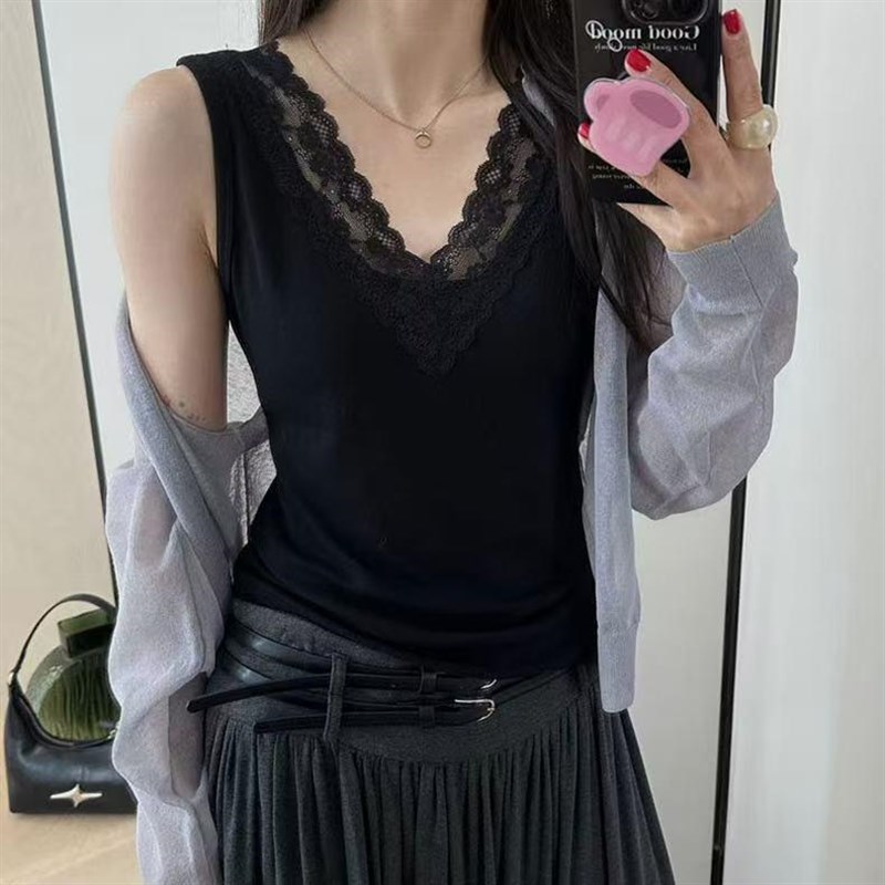 韩国ONE拼接V领蕾丝花边吊带背x心女2025春夏内搭外穿打底衫11096