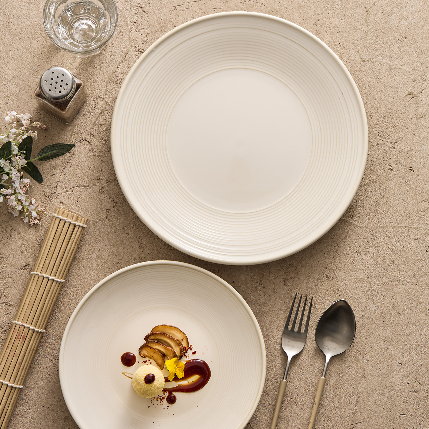 牛排西餐平盘子家用陶瓷餐具轻奢高级感菜盘法式ins风意面早餐盘