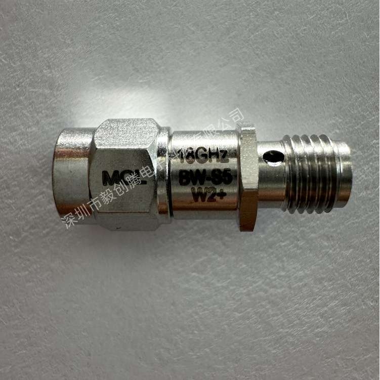 BW-S3W2+ 衰减器 FXD ATTEN 2W SMA F/M 3dB  频率范围0 Hz ~ 18