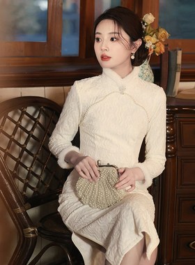 白色改良中式旗袍加绒加厚长袖2025年冬季复古风气质高级感连衣裙