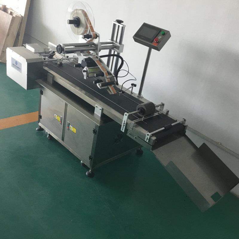 卡片分页贴标机 盒子贴标签机器 透明袋子贴商标机 平面贴标机