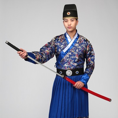 明朝飞鱼服锦衣卫服装配饰绣春刀武侠剑客配刀木刀带鞘表演道具横