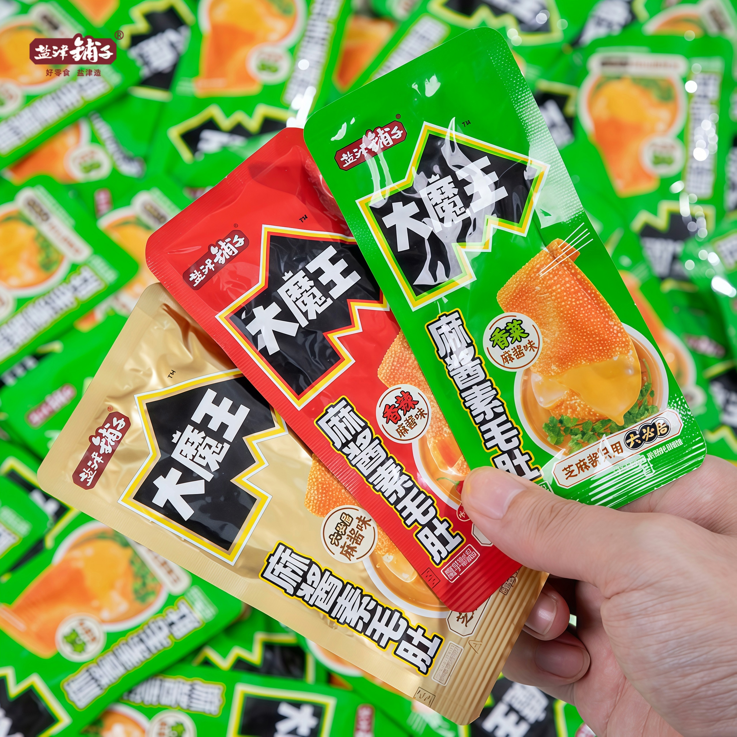 盐津铺子大魔王魔芋素毛肚香菜味