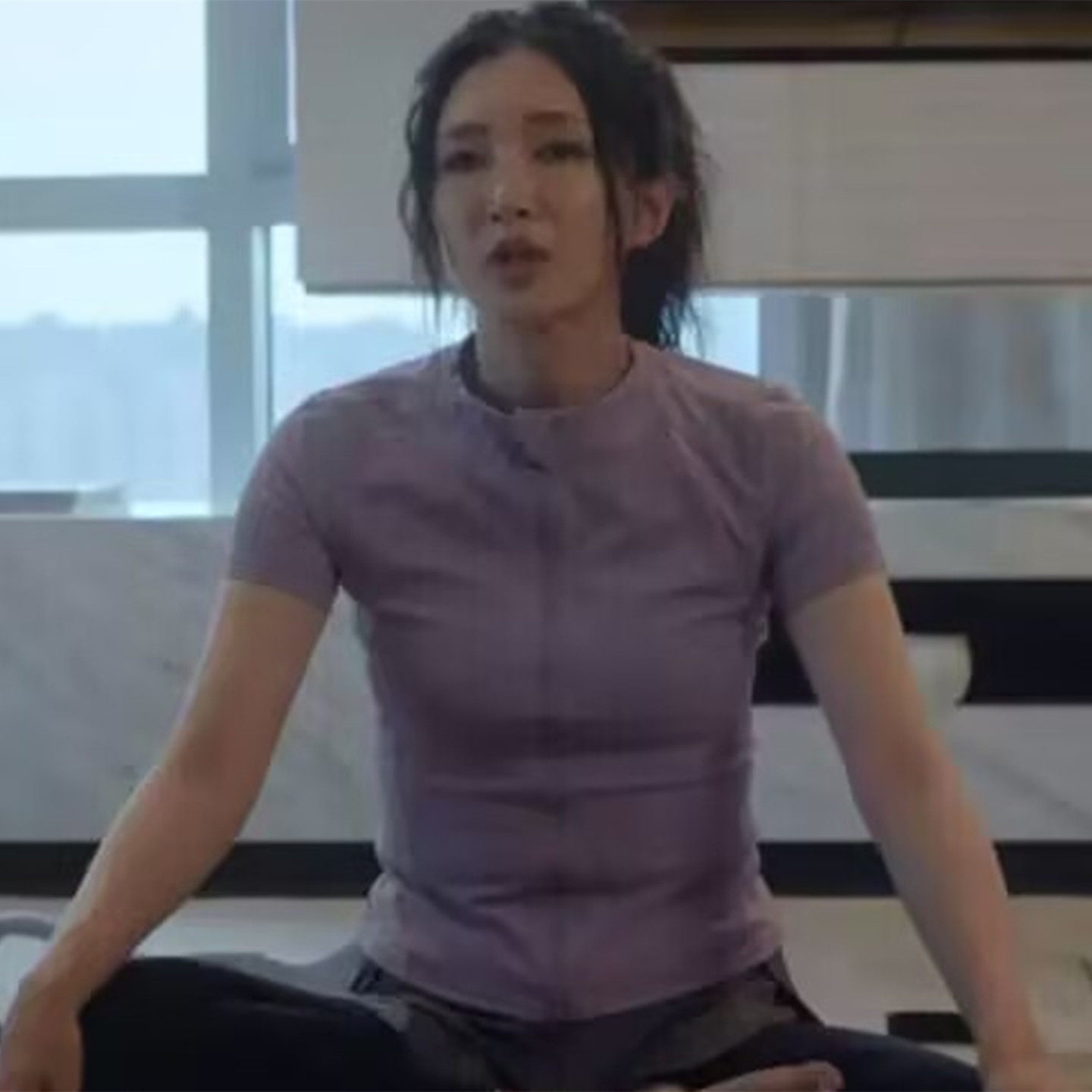 阿妹舞台同款粉紫色短袖运动修身