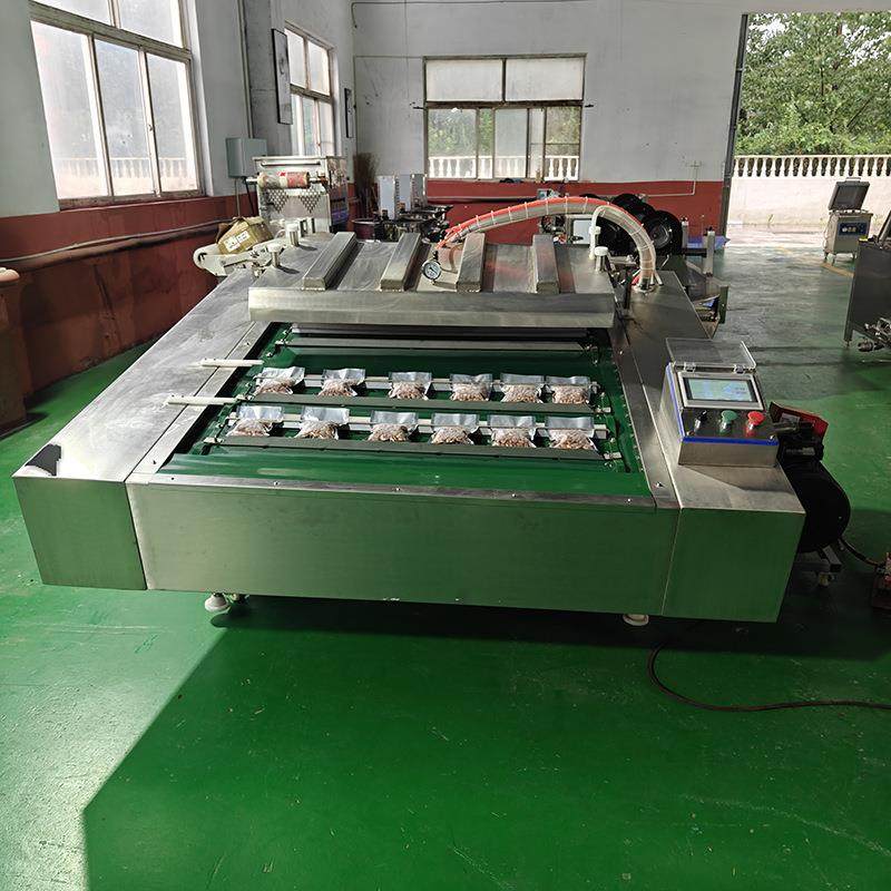 腊肉粽子连续滚动真空包装机藕片滚动式包装机藕片滚动式包装机