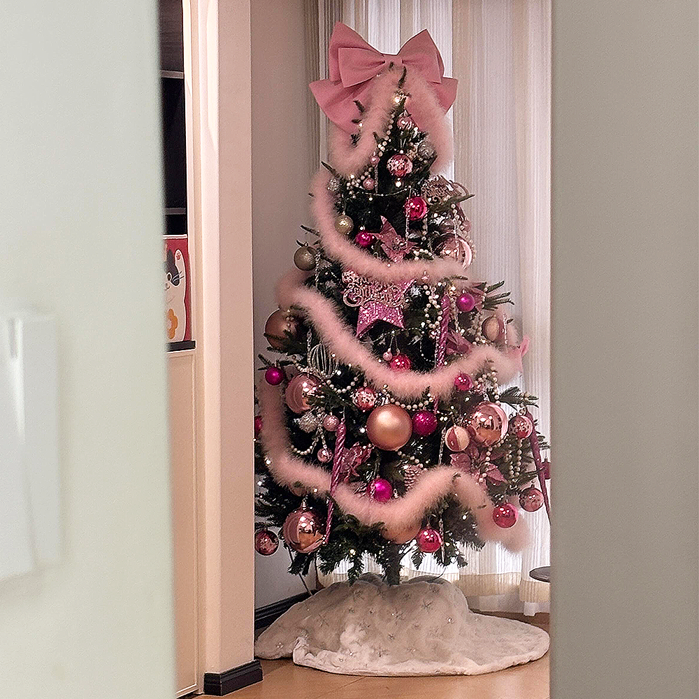 【这个圣诞树也太粉了】
