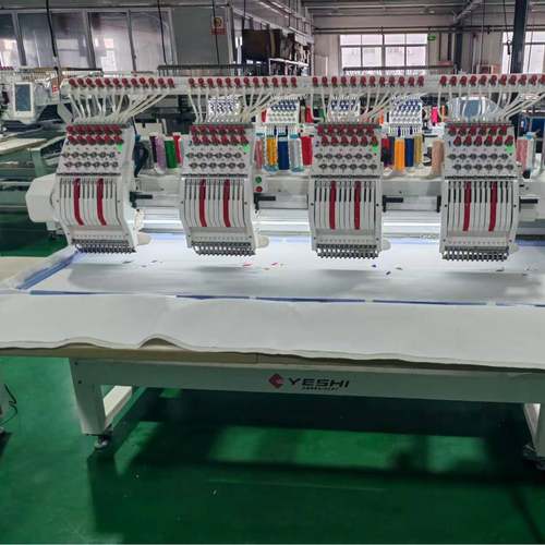 4头电脑绣花机裁片成衣帽子个性化多头刺绣机12针四头电脑绣花机