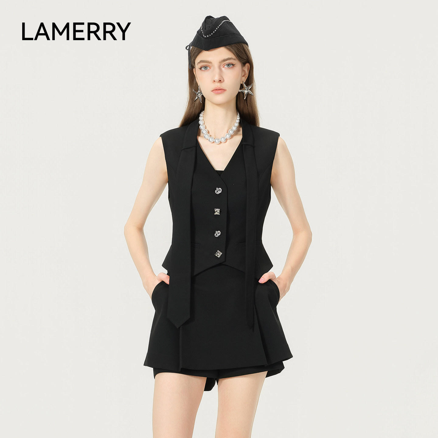 LAMERRY/朗美睿26春黑色西装马甲女收腰酷飒显瘦可拆卸飘带通勤