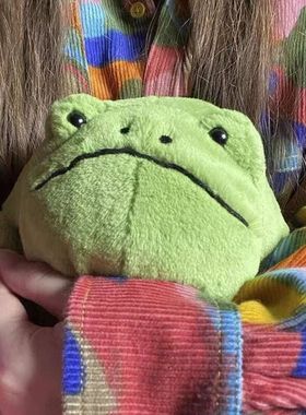 跨境可爱丑萌青蛙公仔玩偶创意毛绒玩具绿色青蛙大肚子雨蛙布娃娃