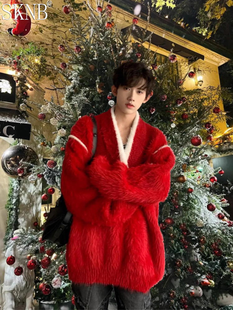 马海毛圣诞红色毛衣男款冬季慵懒风潮流针织衫高级感情侣穿搭外套