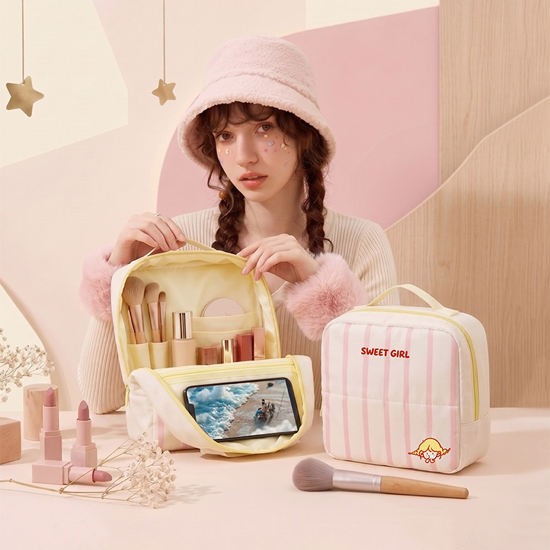 浪漫出行!sweetgirl立式化妆包图片