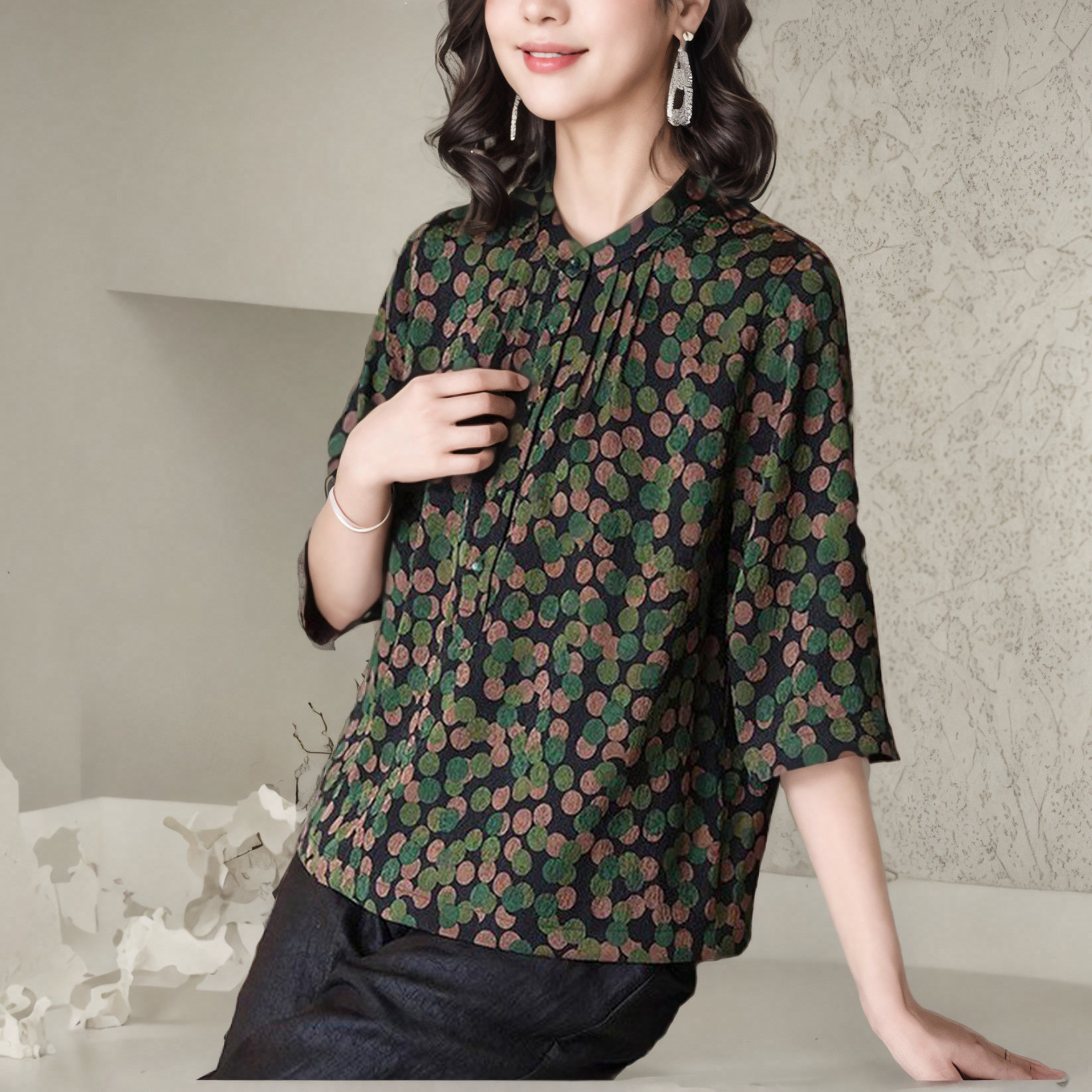 秋季衬衫200斤小碎花上衣女2025新款气质大码立领高档七分袖潮牌