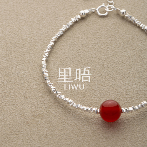 里晤LIWU赤芒系列S925银单颗红玛瑙碎银叠戴手链新中式本命年礼物