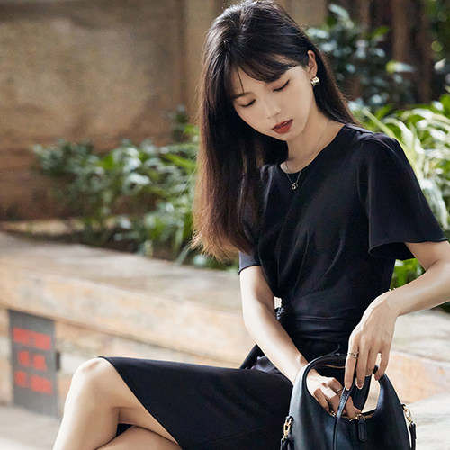 小个子黑色收腰系带连衣裙女夏
