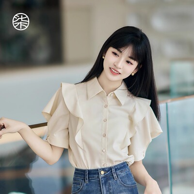 小个子设计感荷叶边小衫