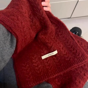 酒红色圣诞围巾女冬季生日过年新年礼物高级感百搭厚保暖复古针织