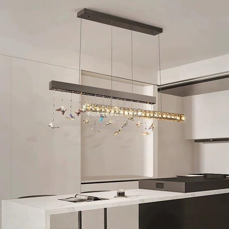 意式轻奢长条一字吊灯设计师款水晶蝴蝶灯大气吧台前台灯具