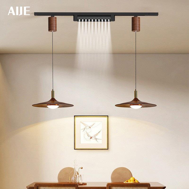 2025年新款餐厅吊灯明装轨道可移动意式中古风饭厅餐桌吧台灯具