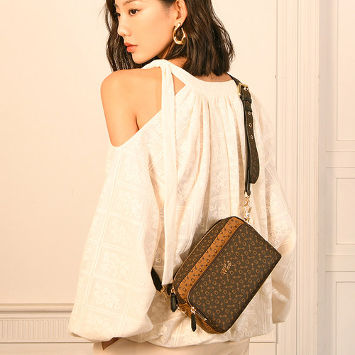 why斜挎包女通勤单肩包小方包