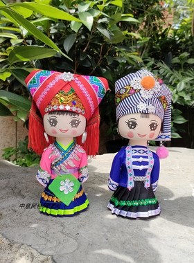 广西特色壮族苗族木偶民族娃娃手工制作木质玩具家居摆件旅游礼品