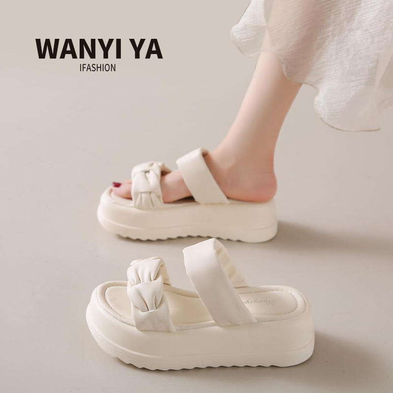 拖鞋女夏季外穿2024新款增高厚底松糕鞋时尚女士凉拖休闲沙滩凉鞋